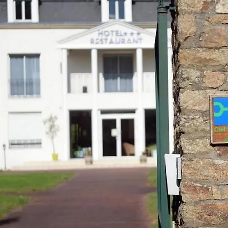 De La Marine Hotel