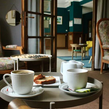 Szálloda De La Marine 3*