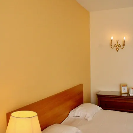 De La Marine Hotel