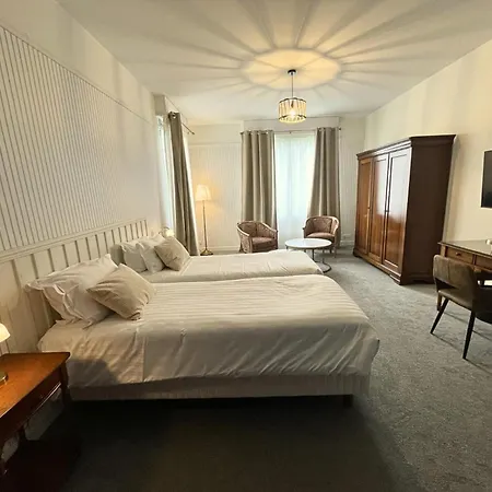 De La Marine Hotel