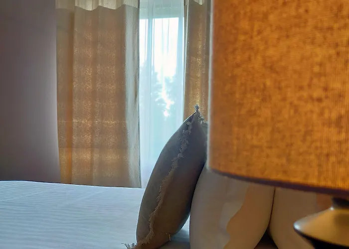 Szálloda De La Marine 3*