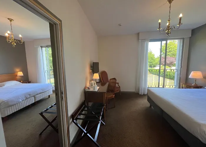 Hotel De La Marine 3*